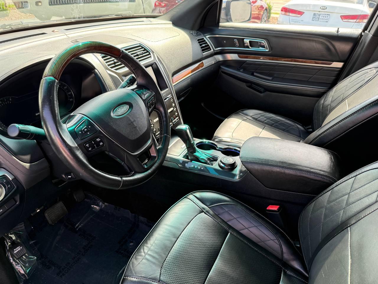 Ford Explorer Platinum AWD 2016