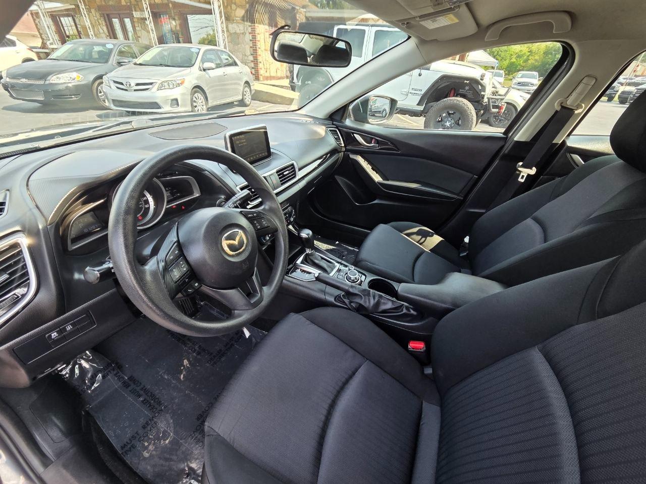Mazda MAZDA3 i Sport AT 4-Door 2015