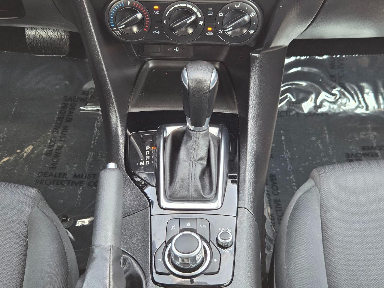 Mazda MAZDA3 i Sport AT 4-Door 2015