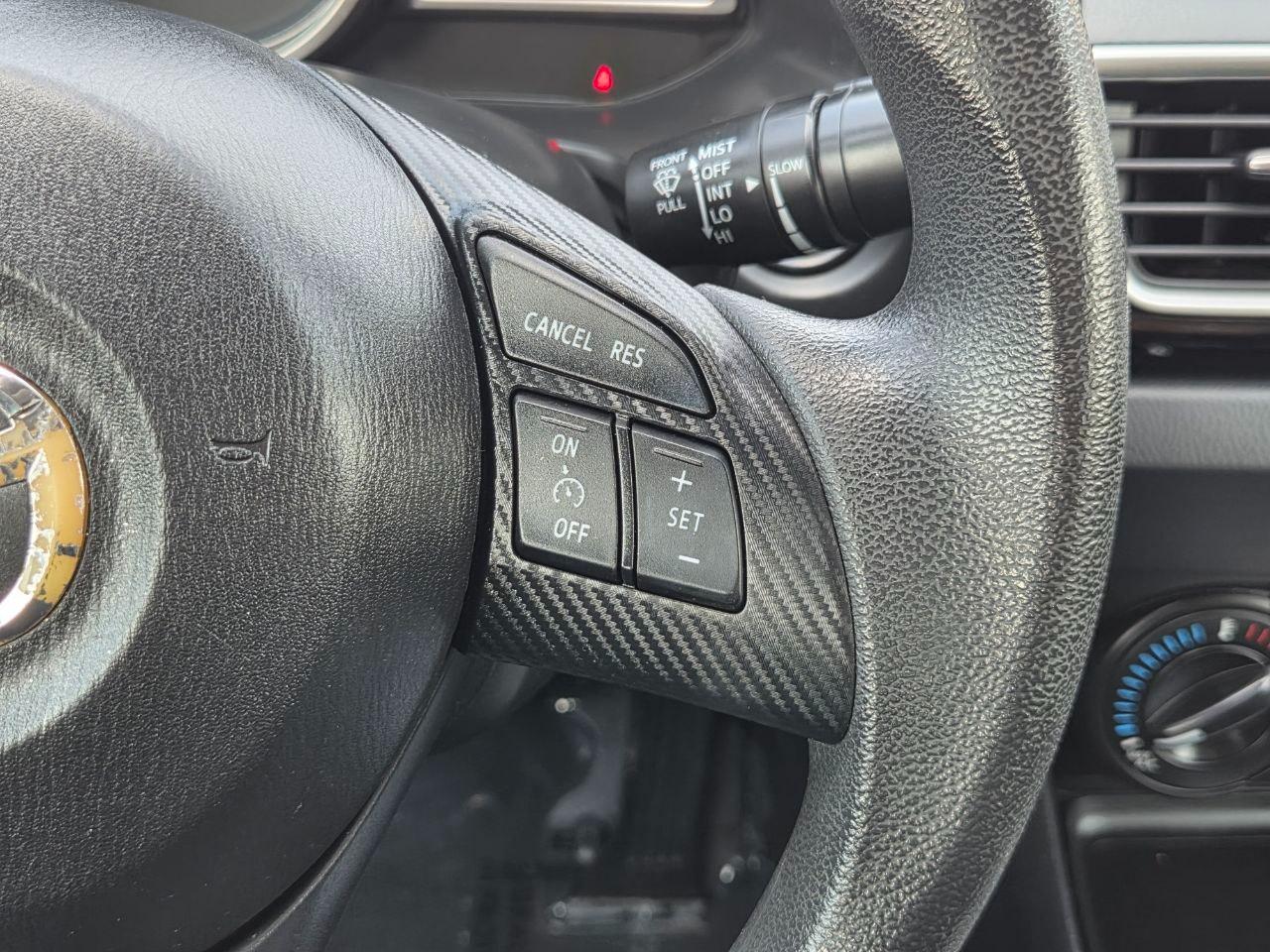 Mazda MAZDA3 i Sport AT 4-Door 2015