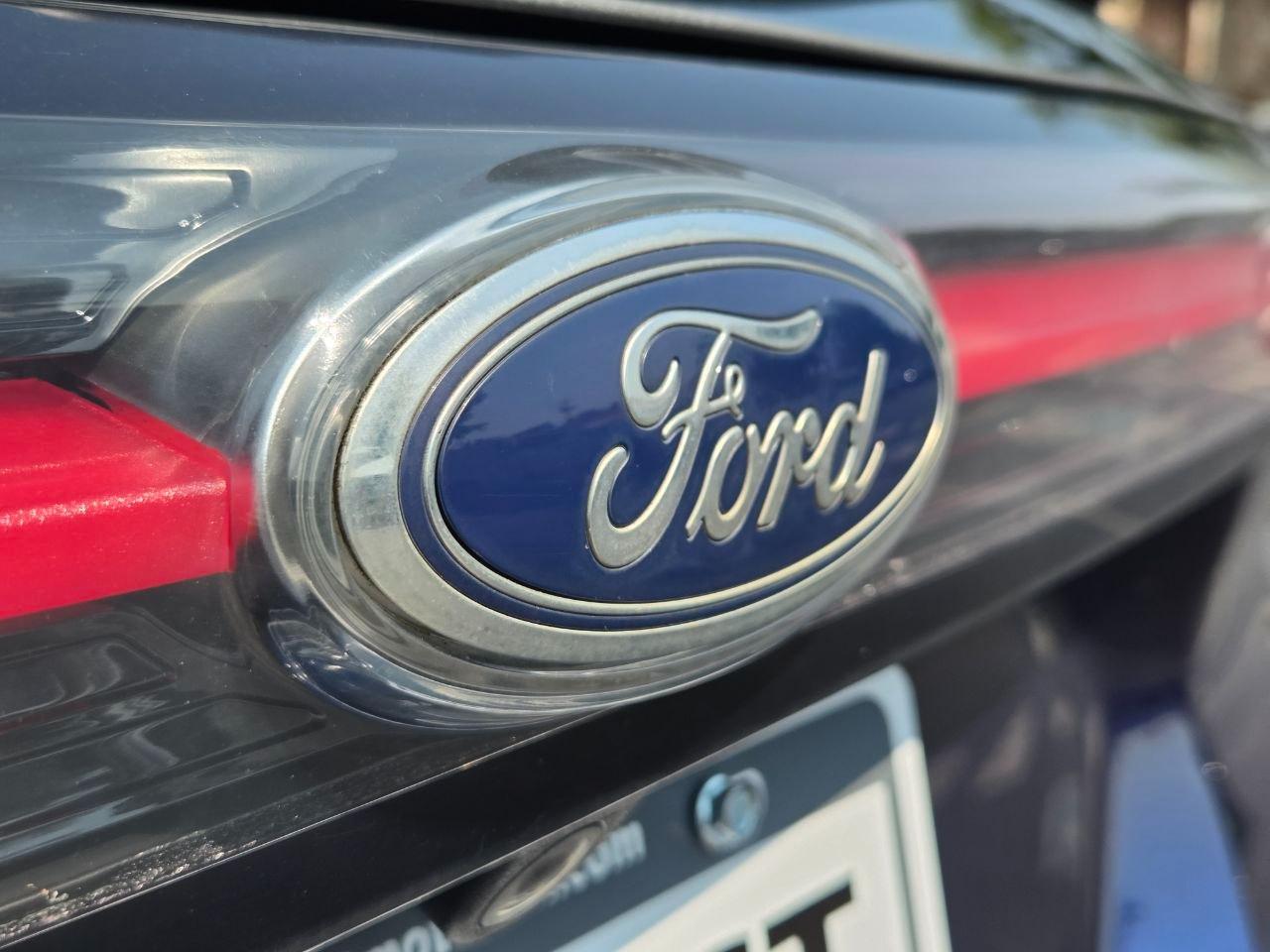 Ford Edge SE FWD 2016