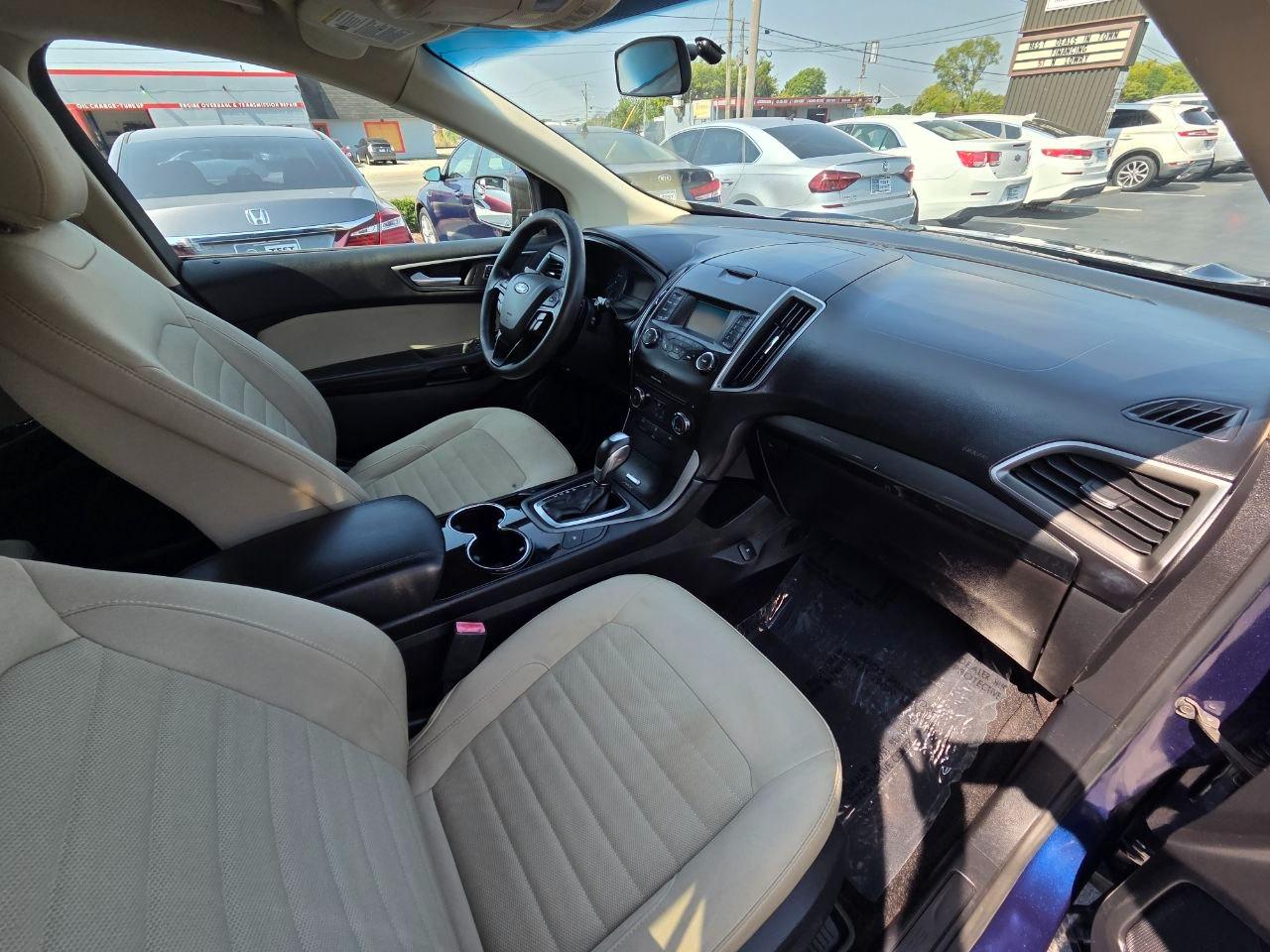 Ford Edge SE FWD 2016