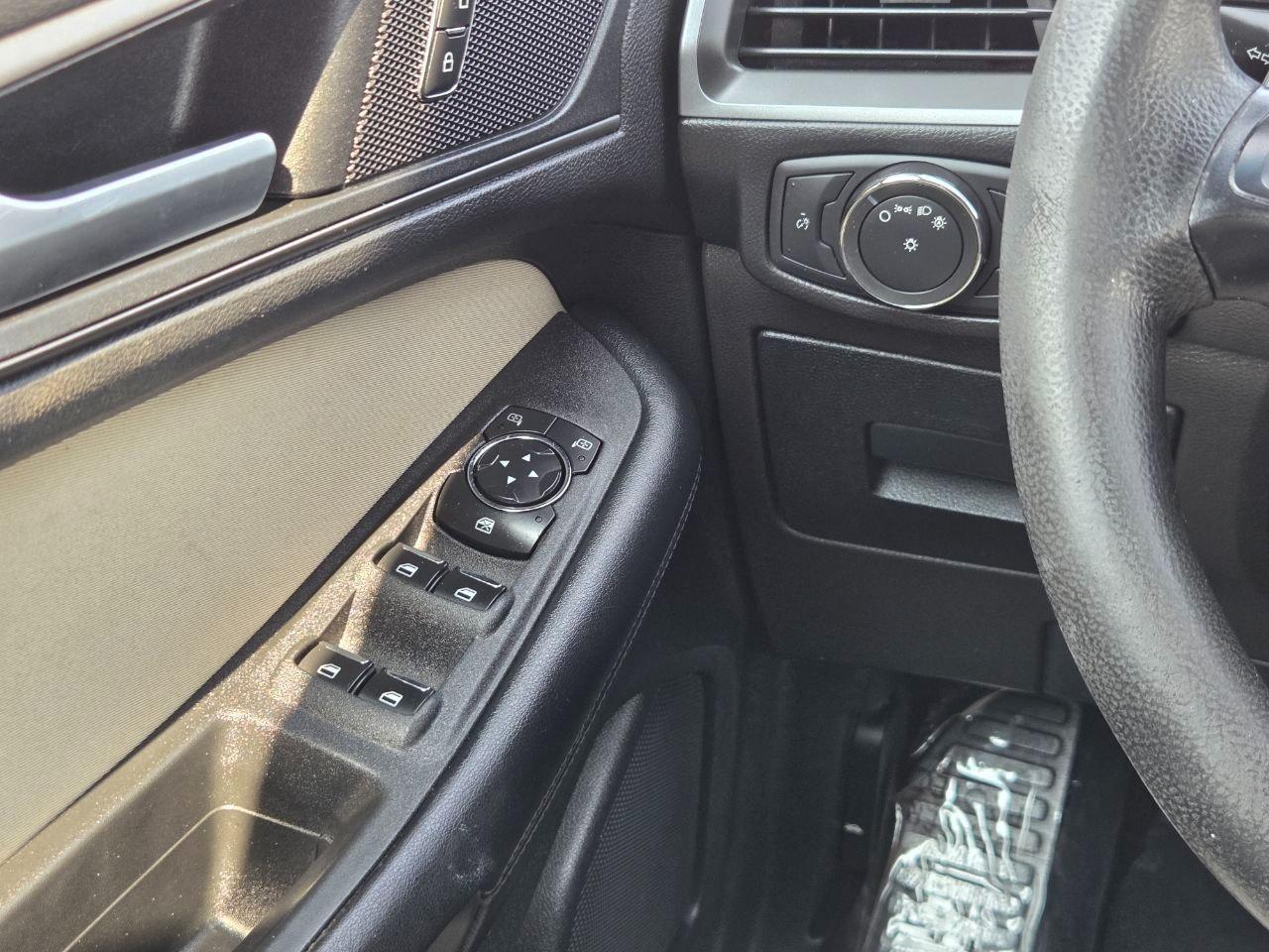 Ford Edge SE FWD 2016
