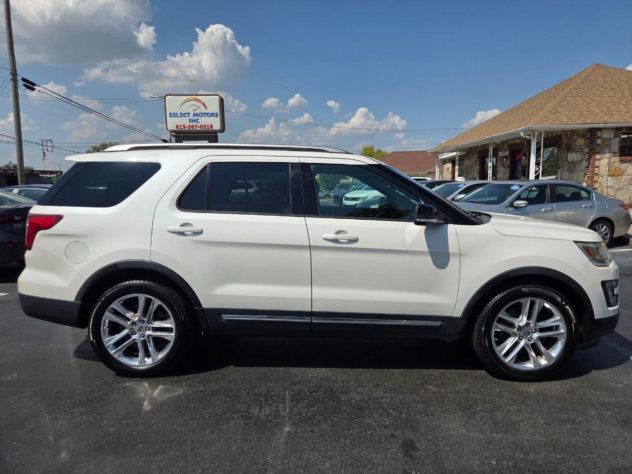 Ford Explorer XLT FWD 2017