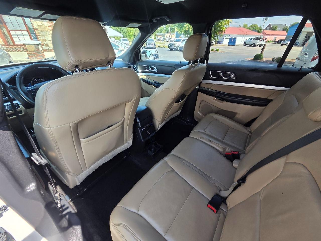 Ford Explorer XLT FWD 2017