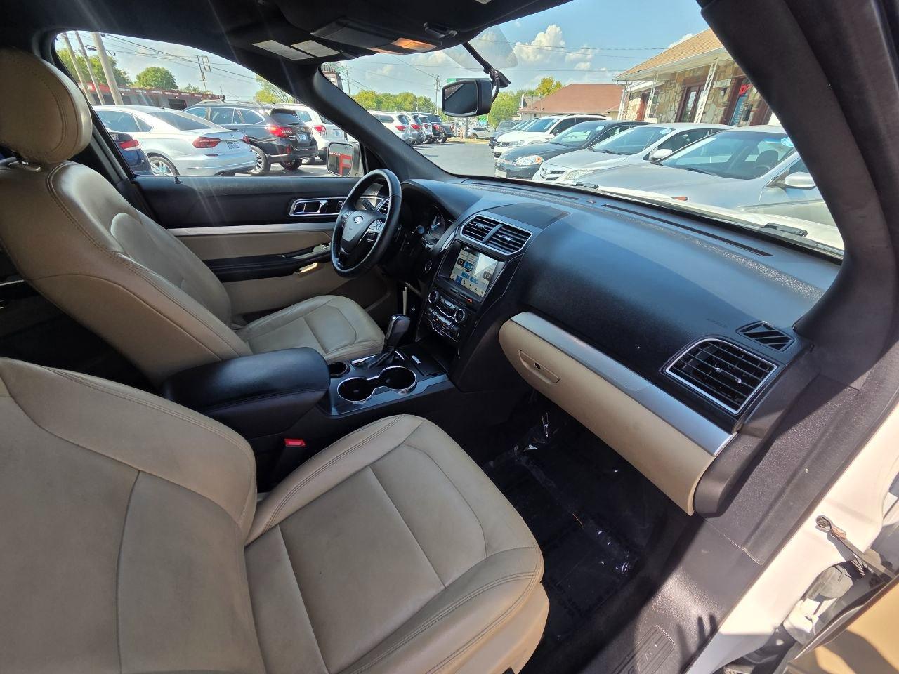 Ford Explorer XLT FWD 2017