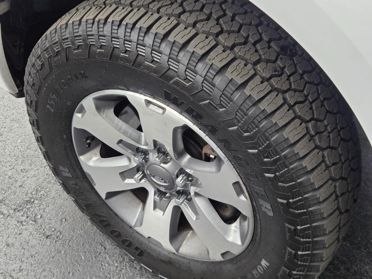 Ford F-150 STX 2WD 2013