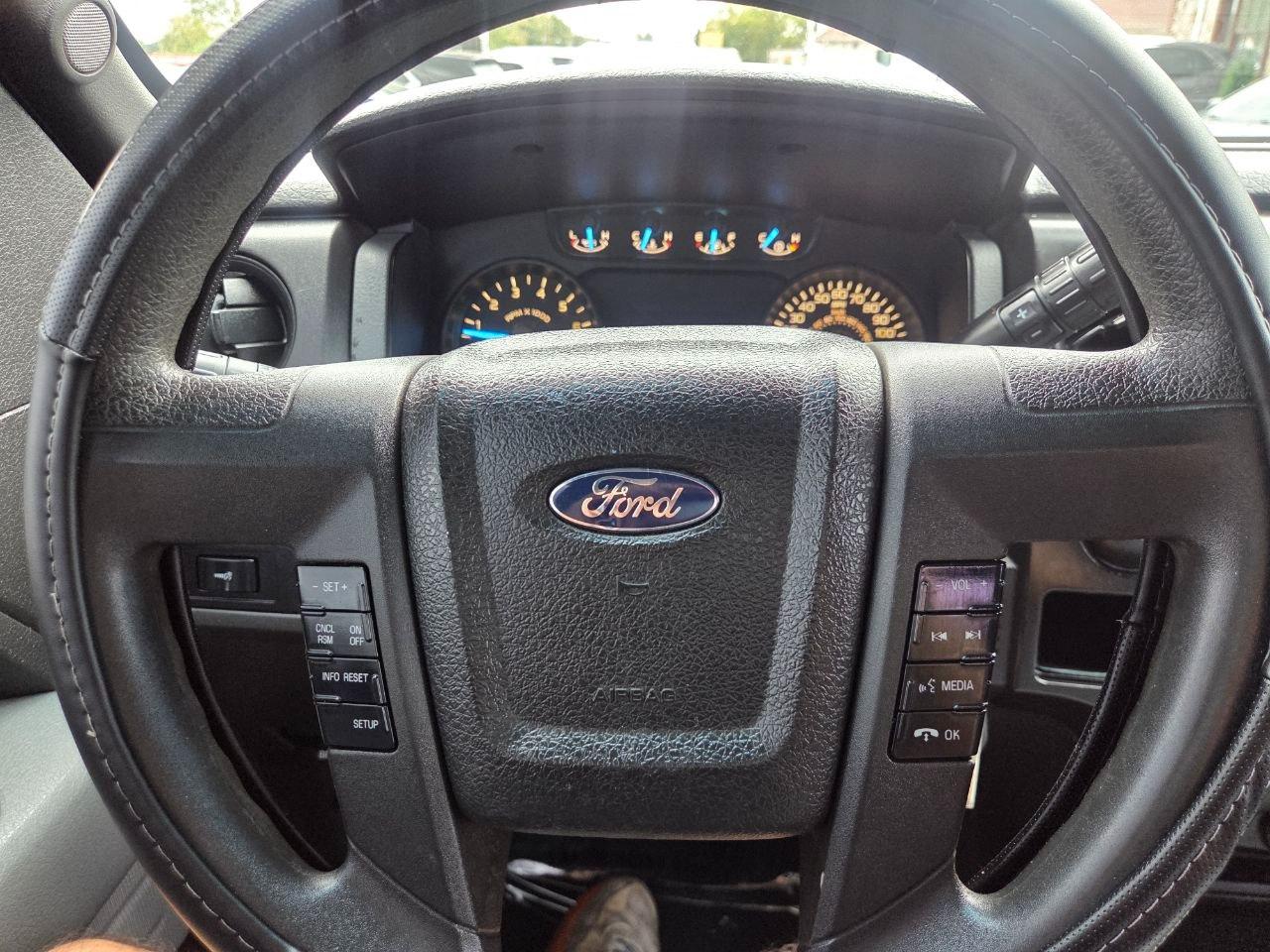 Ford F-150 STX 2WD 2013