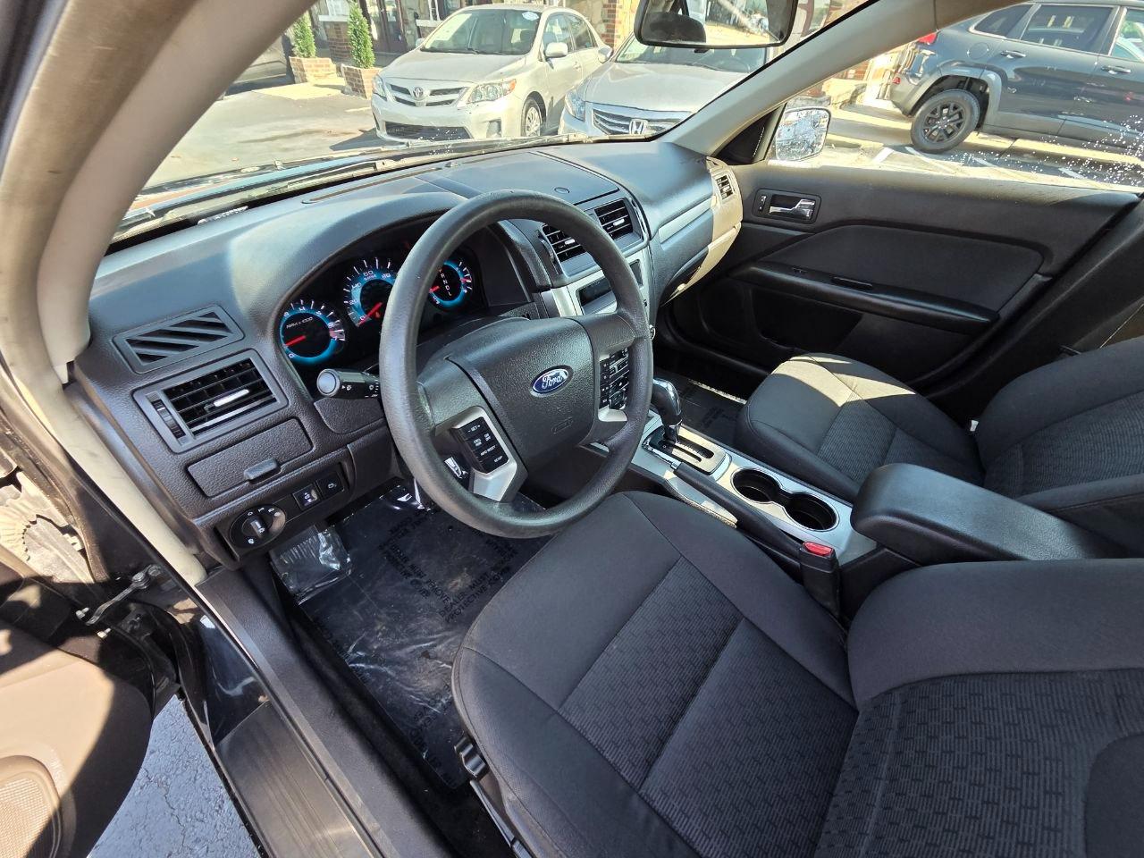 Ford Fusion I4 SE 2011