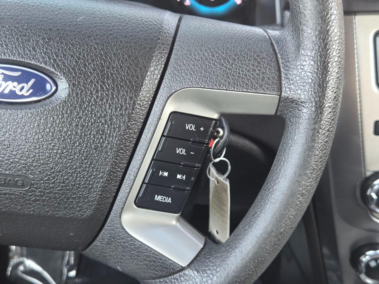 Ford Fusion I4 SE 2011