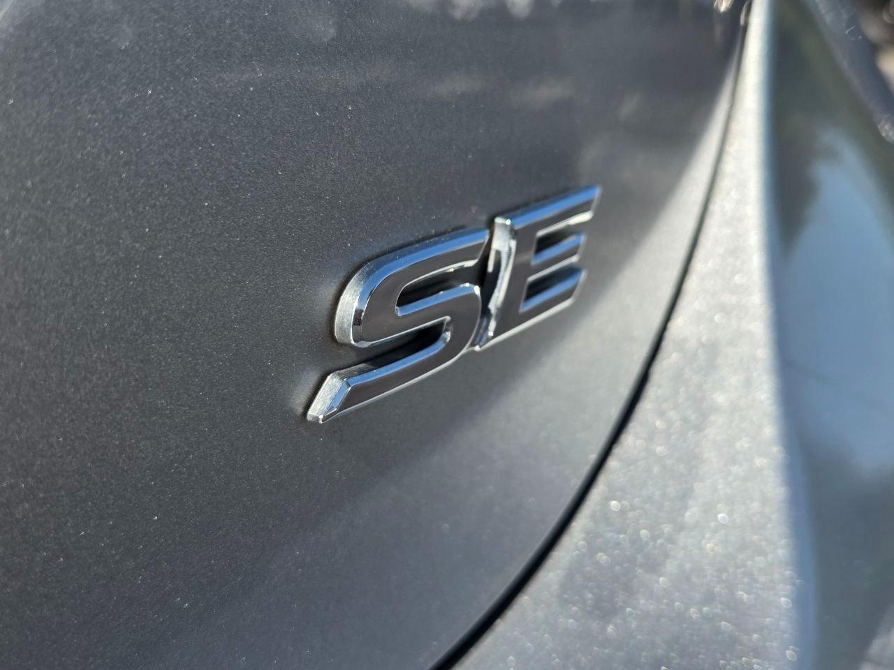 Toyota Camry SE 2018