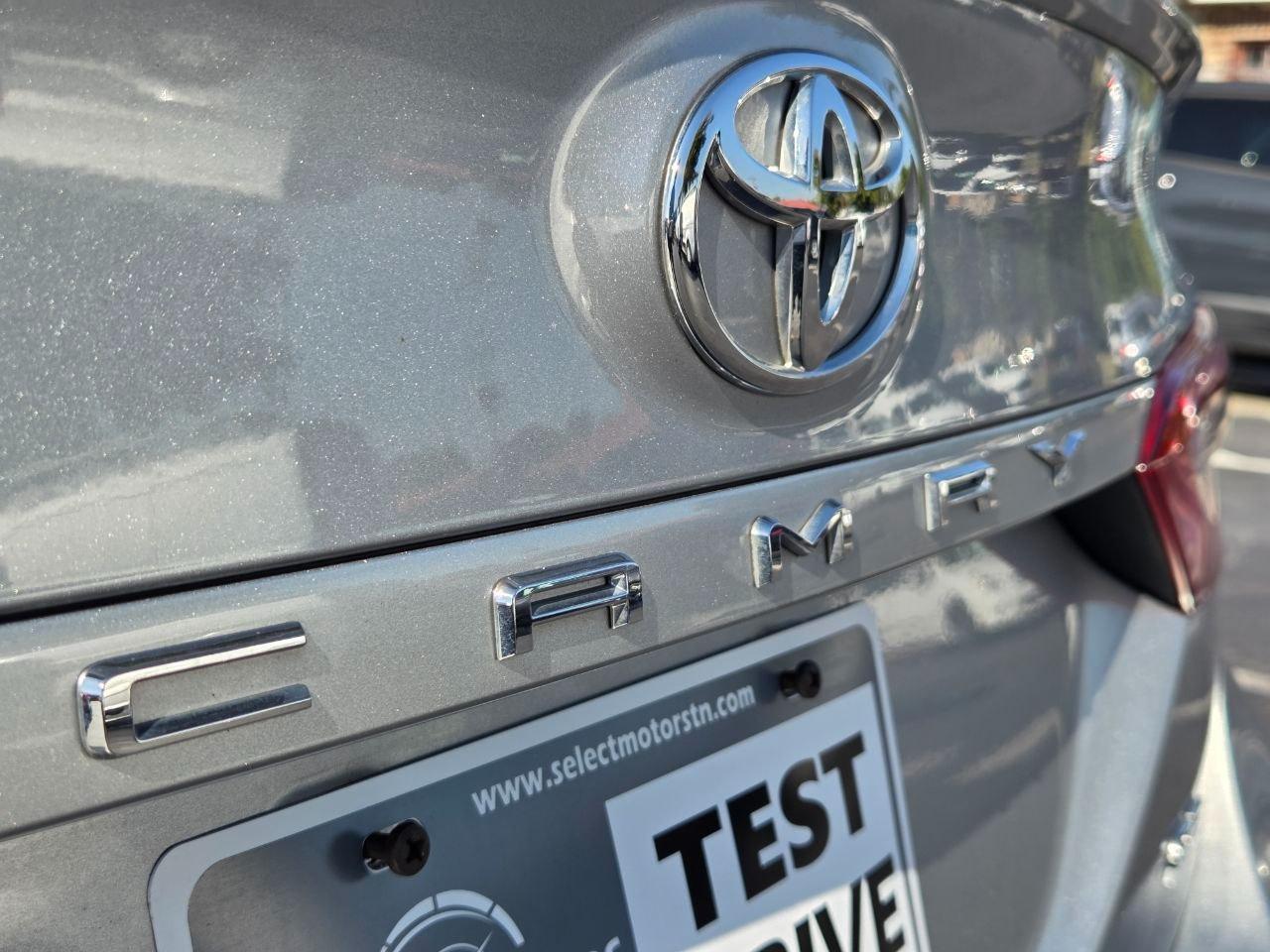 Toyota Camry SE 2018