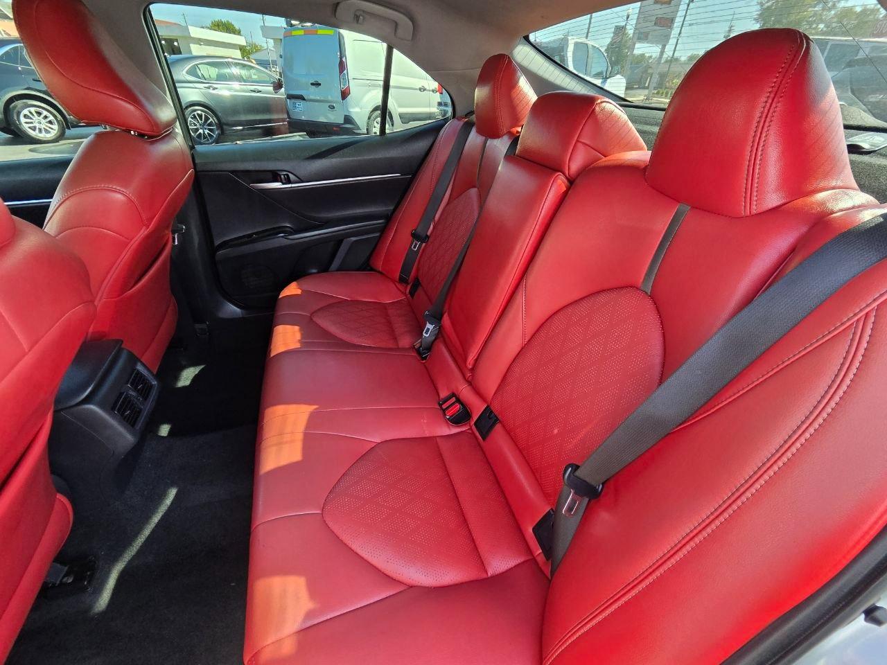 Toyota Camry SE 2018
