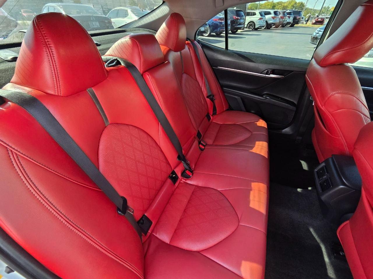 Toyota Camry SE 2018