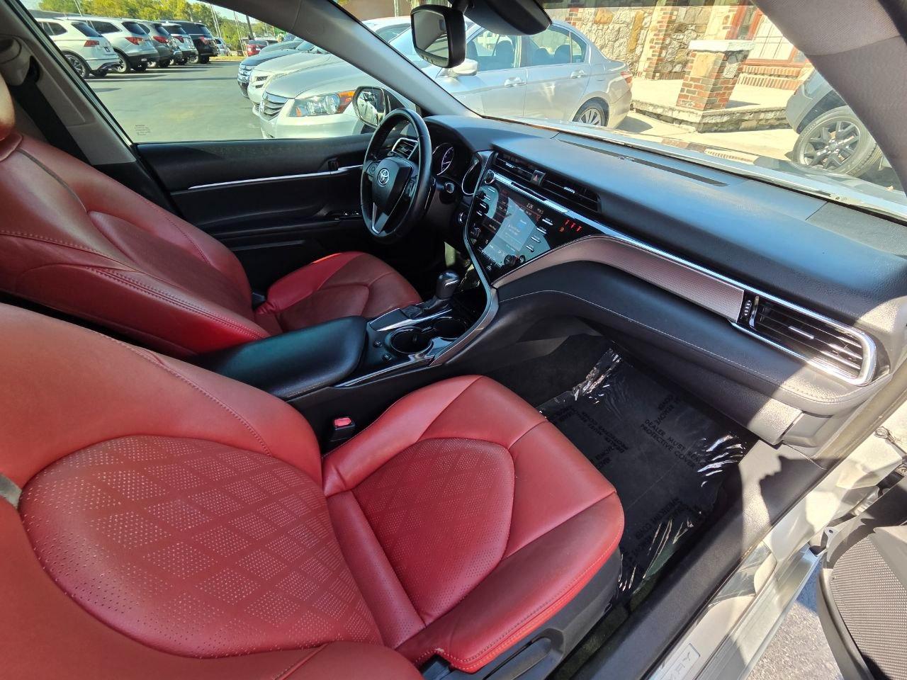 Toyota Camry SE 2018