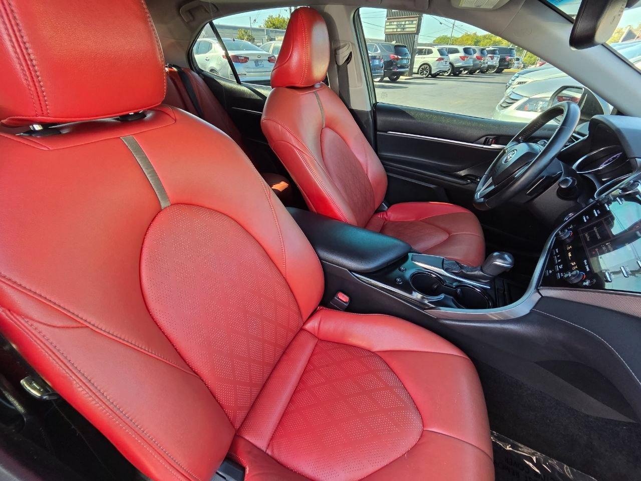 Toyota Camry SE 2018