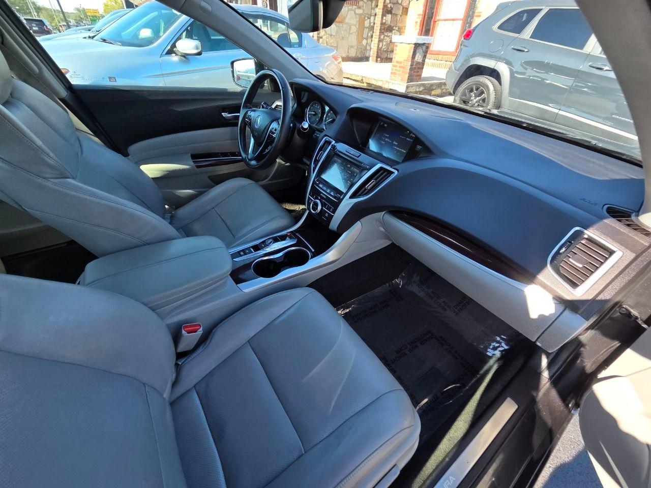 Acura TLX 9-Spd AT w/Advance Package 2015