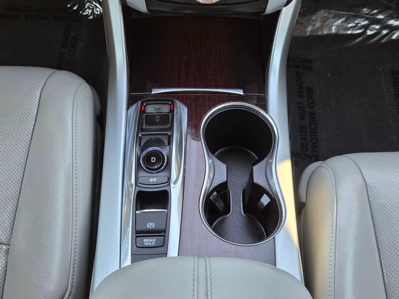 Acura TLX 9-Spd AT w/Advance Package 2015