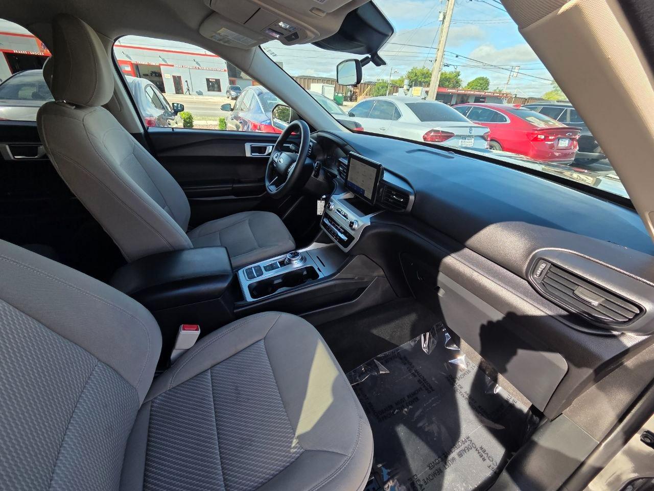Ford Explorer Base 2021