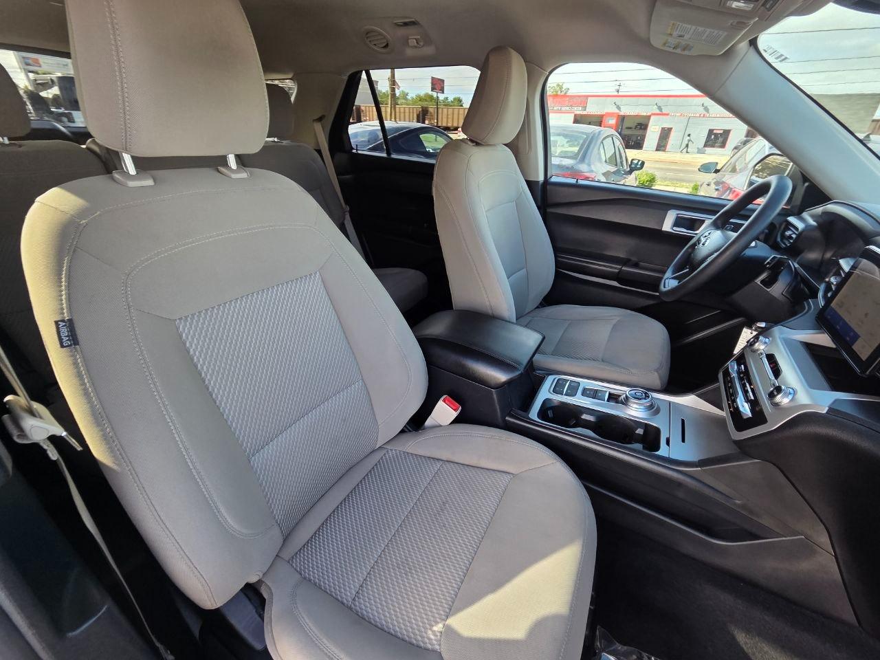 Ford Explorer Base 2021