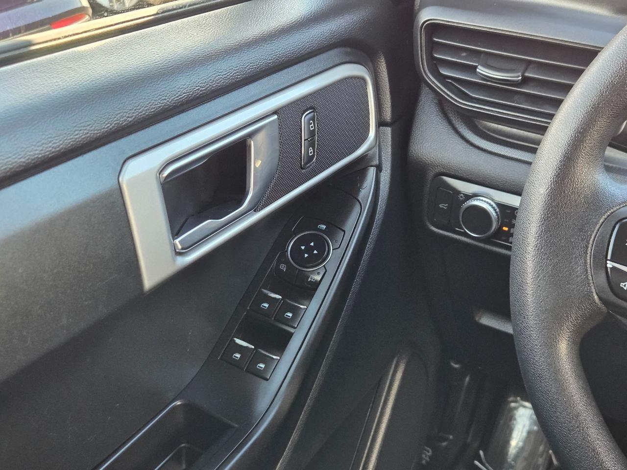 Ford Explorer Base 2021