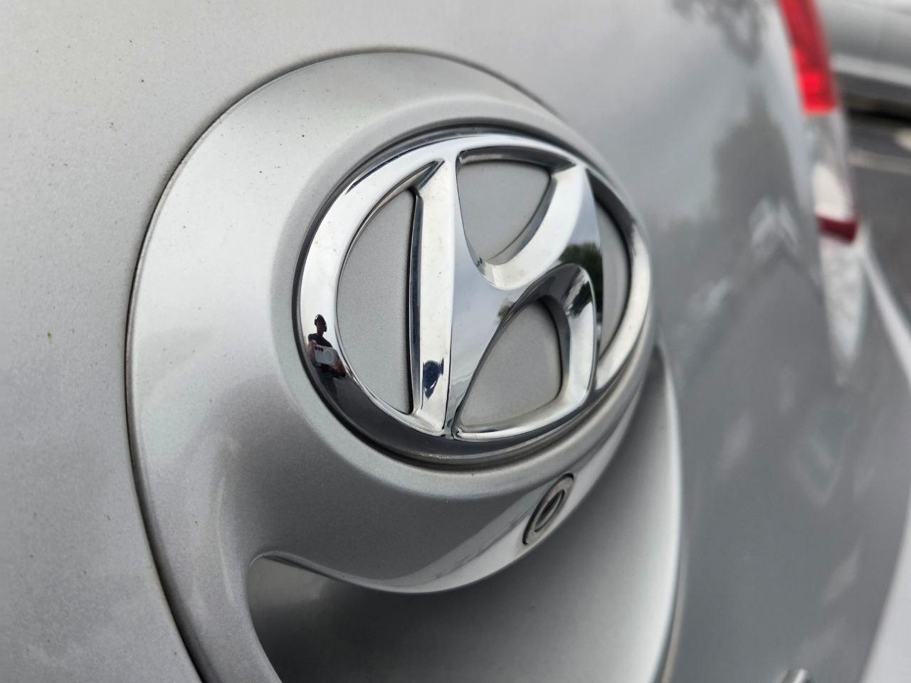 Hyundai Veloster  2017