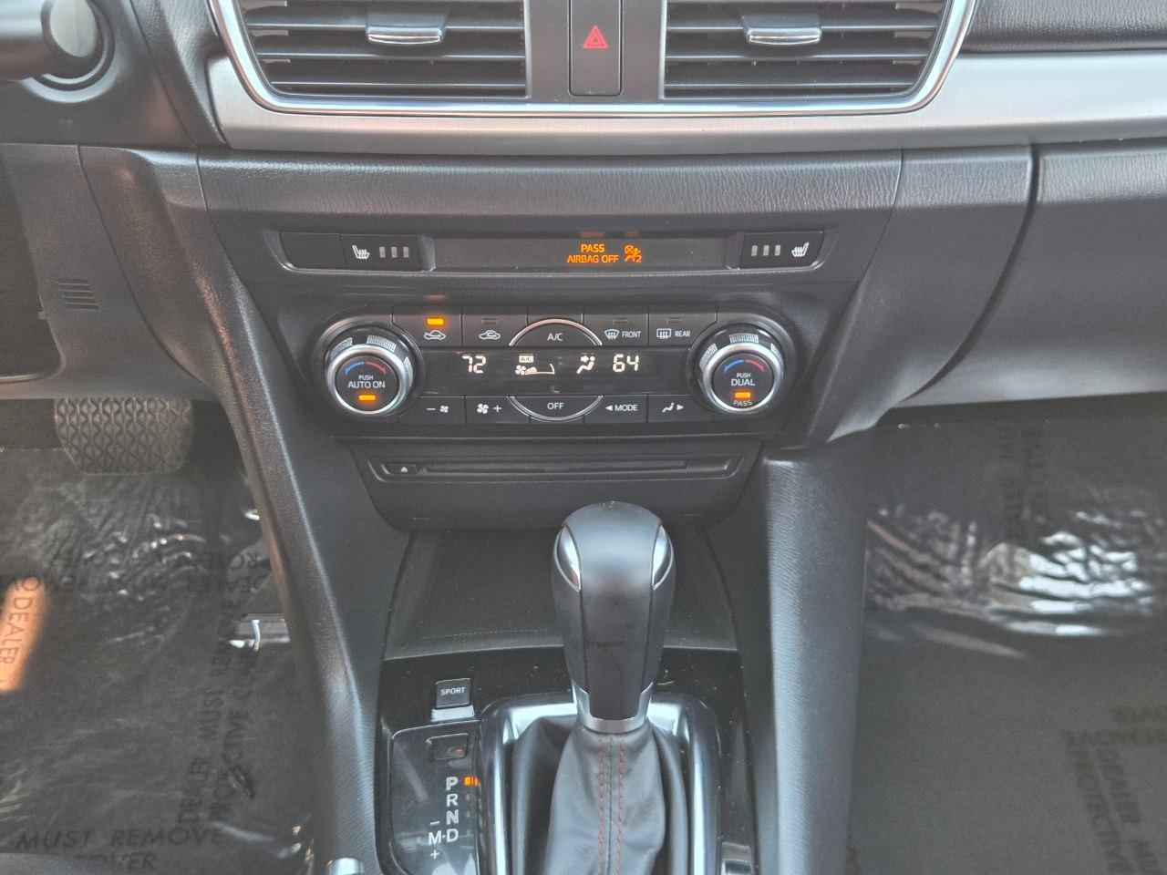 Mazda MAZDA3 s Grand Touring 2016