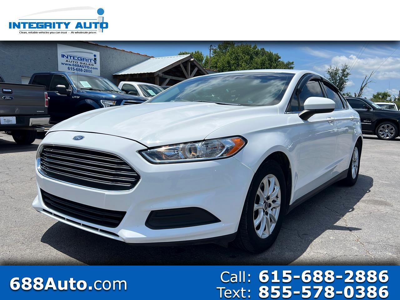 Ford Fusion 4dr Sdn S FWD 2016
