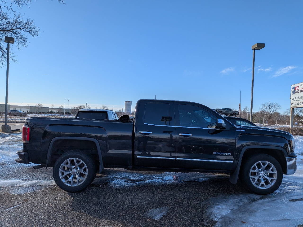 GMC Sierra 1500 4WD Double Cab 143.5" SLT 2017