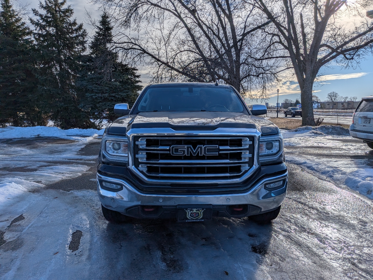 GMC Sierra 1500 4WD Double Cab 143.5" SLT 2017
