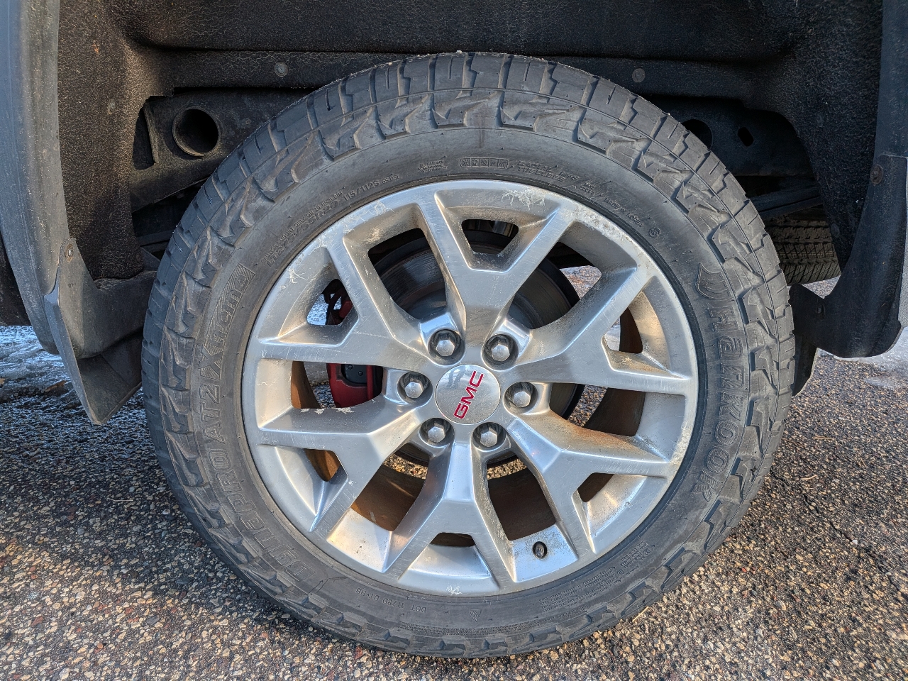 GMC Sierra 1500 4WD Double Cab 143.5" SLT 2017