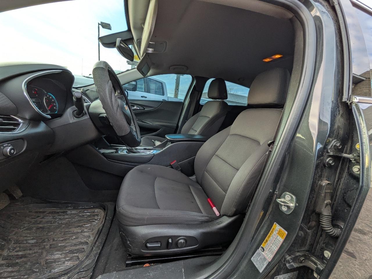 Chevrolet Malibu 4dr Sdn LT w/1LT 2018