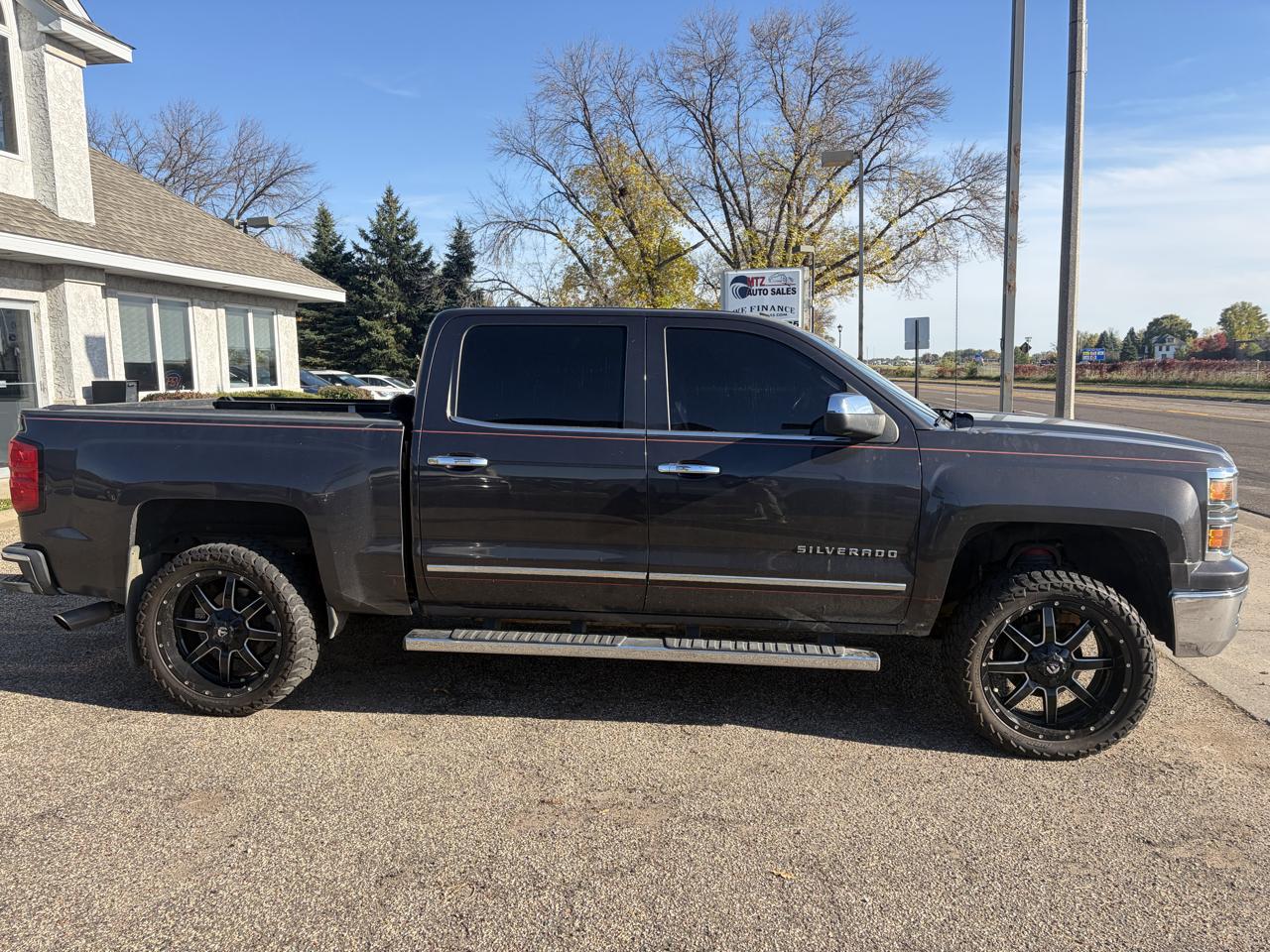 Chevrolet Silverado 1500 4WD Crew Cab 143.5" LTZ w/1LZ 2015