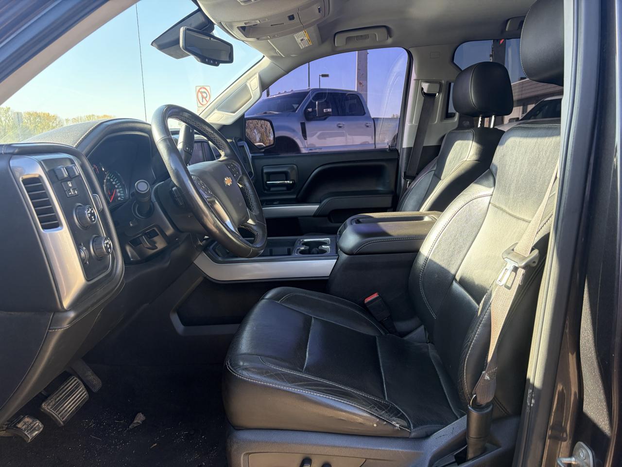 Chevrolet Silverado 1500 4WD Crew Cab 143.5" LTZ w/1LZ 2015