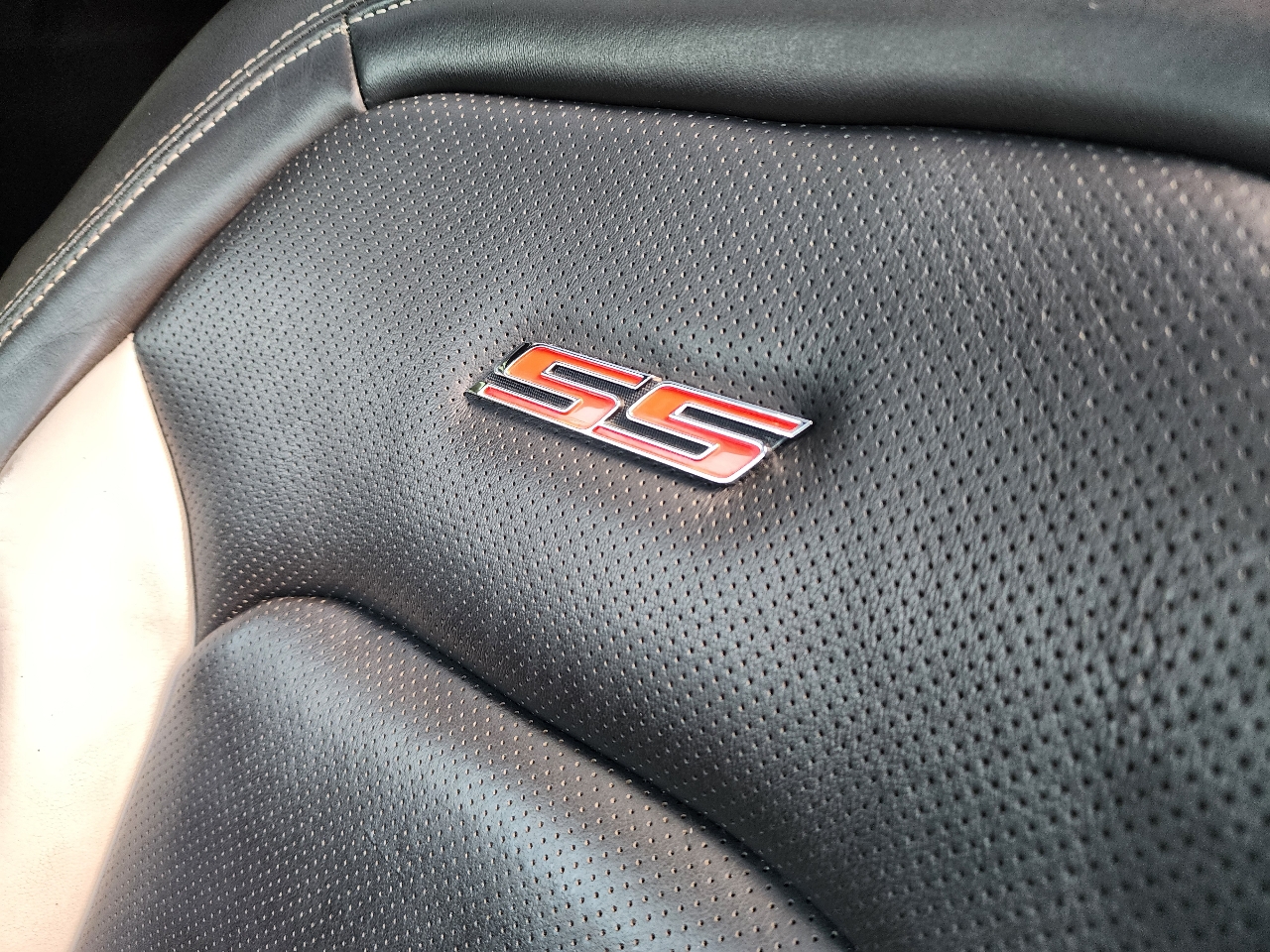 Chevrolet Camaro 2dr Cpe 2SS 2016 Chevrolet Camaro 2dr Cpe 2SS 2016