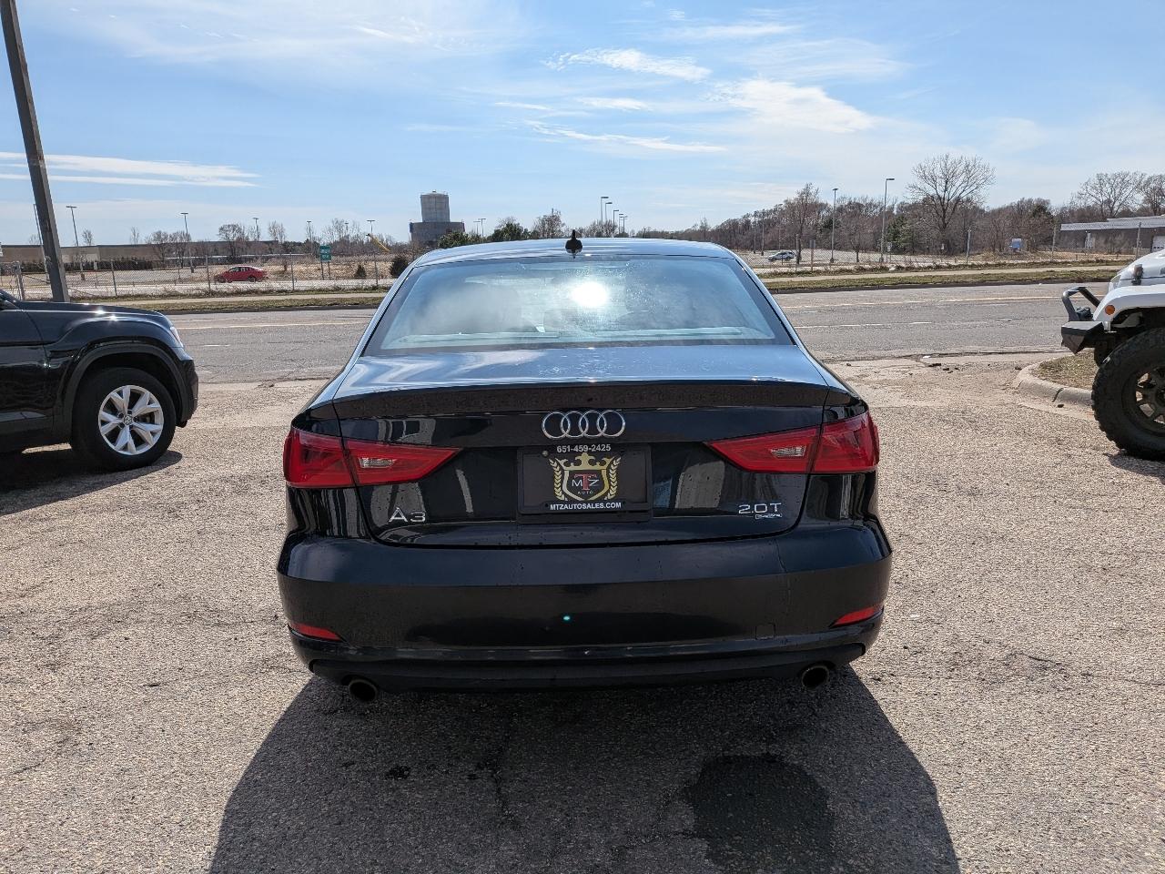 Audi A3 4dr Sdn quattro 2.0T Premium Plus 2015