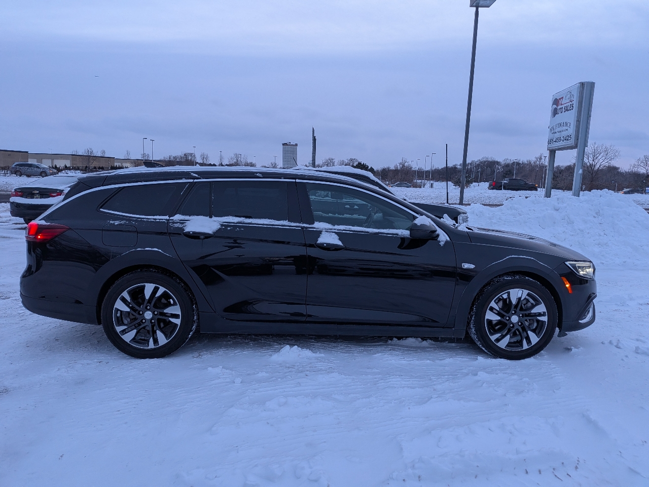 Buick Regal TourX 5dr Wgn Essence AWD 2019