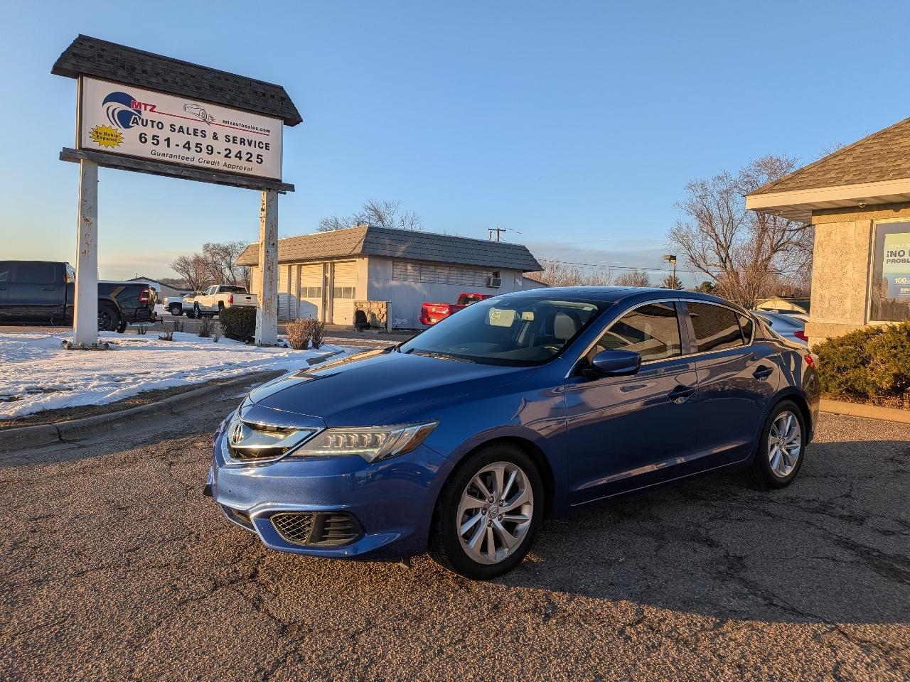 2017 Acura ILX Sedan w/Premium Pkg