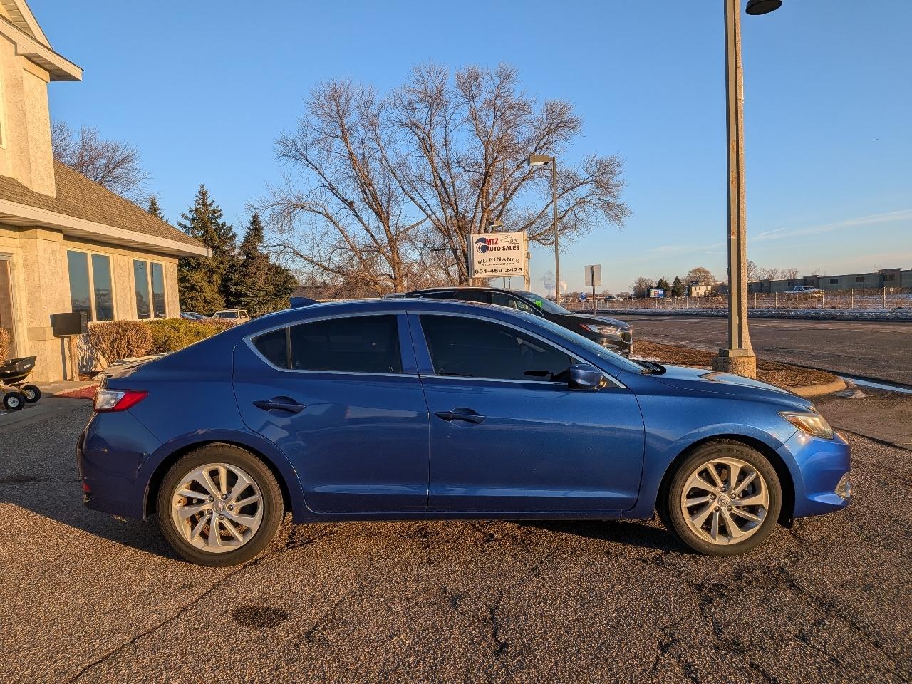 Acura ILX Sedan w/Premium Pkg 2017