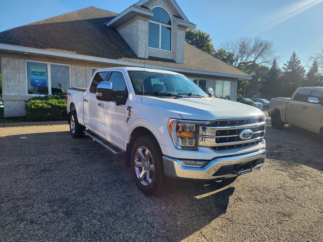 2023 Ford F-150 LARIAT 4WD SuperCrew 6.5' Box