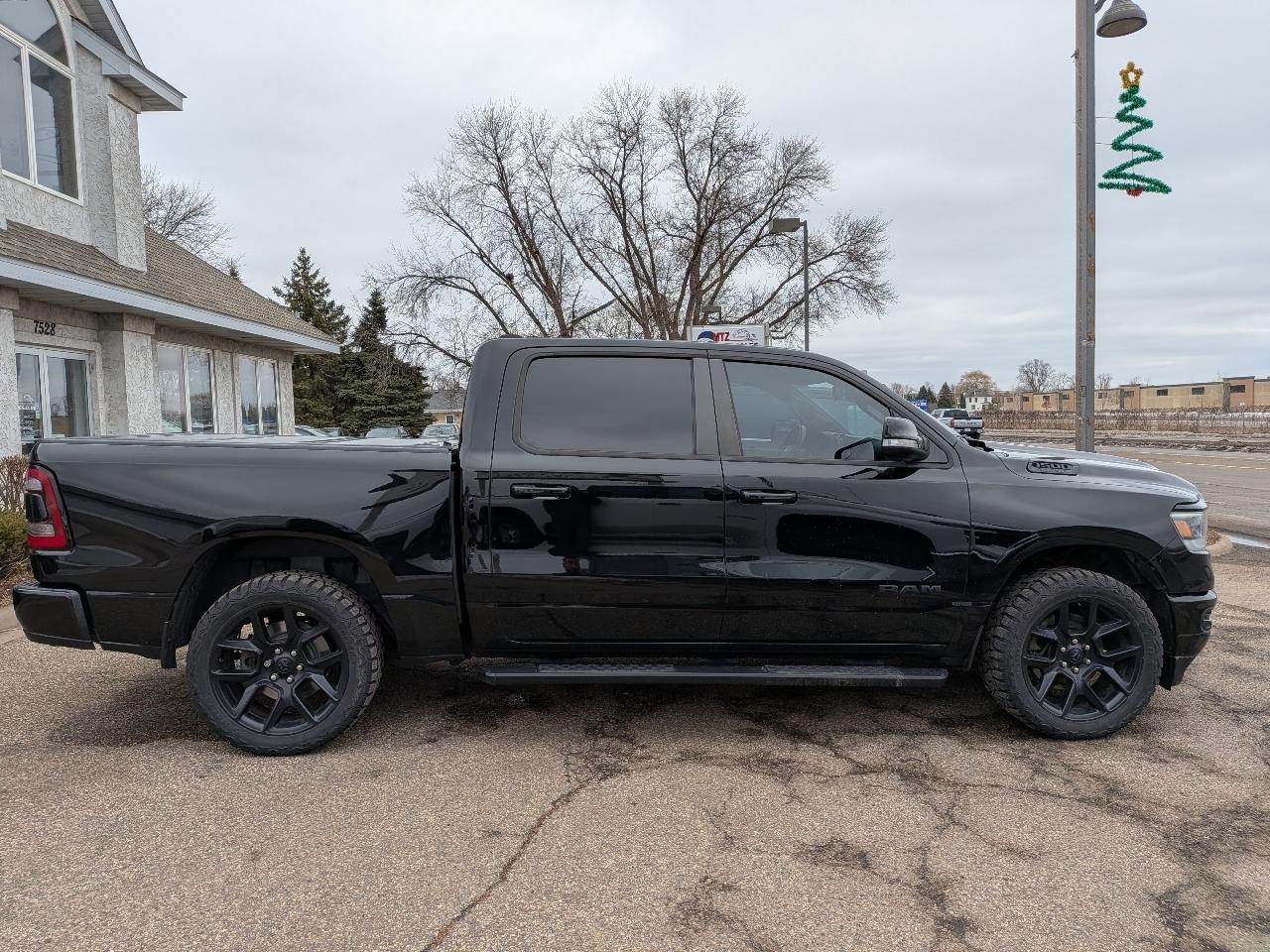 RAM 1500 Sport 4x4 Crew Cab 5'7" Box 2020