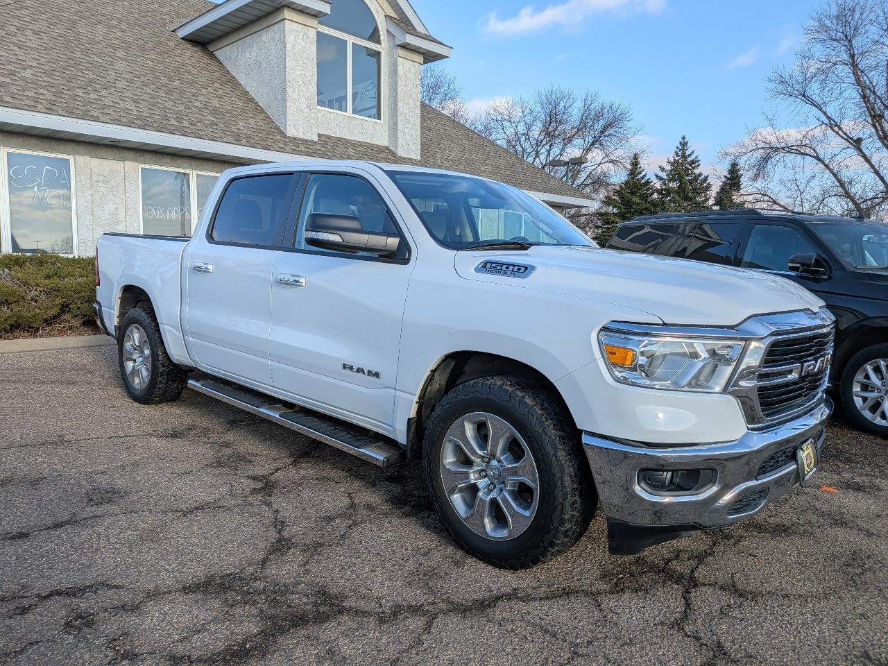 RAM 1500 Big Horn/Lone Star 4x4 Crew Cab 5'7" Box 2019
