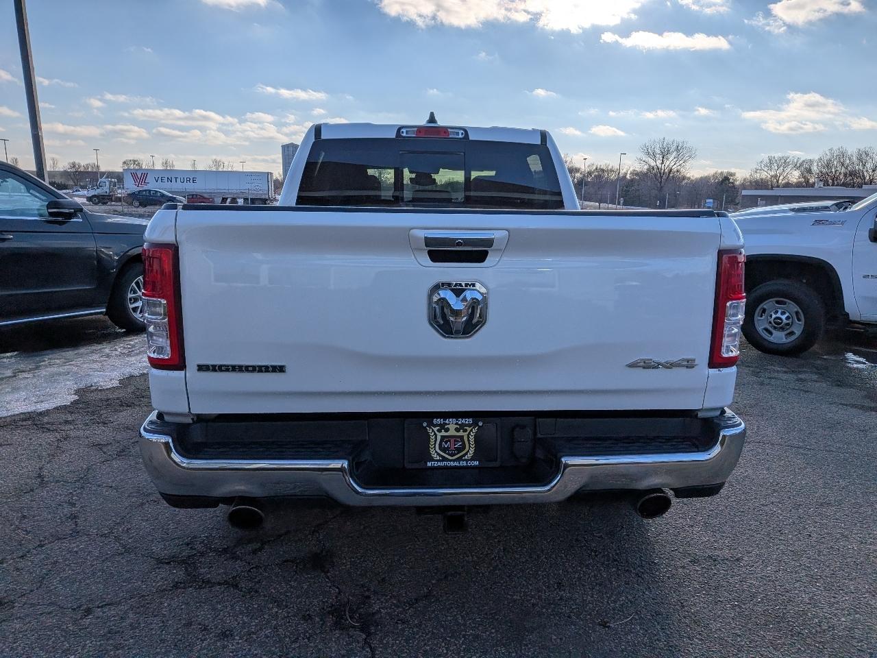 RAM 1500 Big Horn/Lone Star 4x4 Crew Cab 5'7" Box 2019
