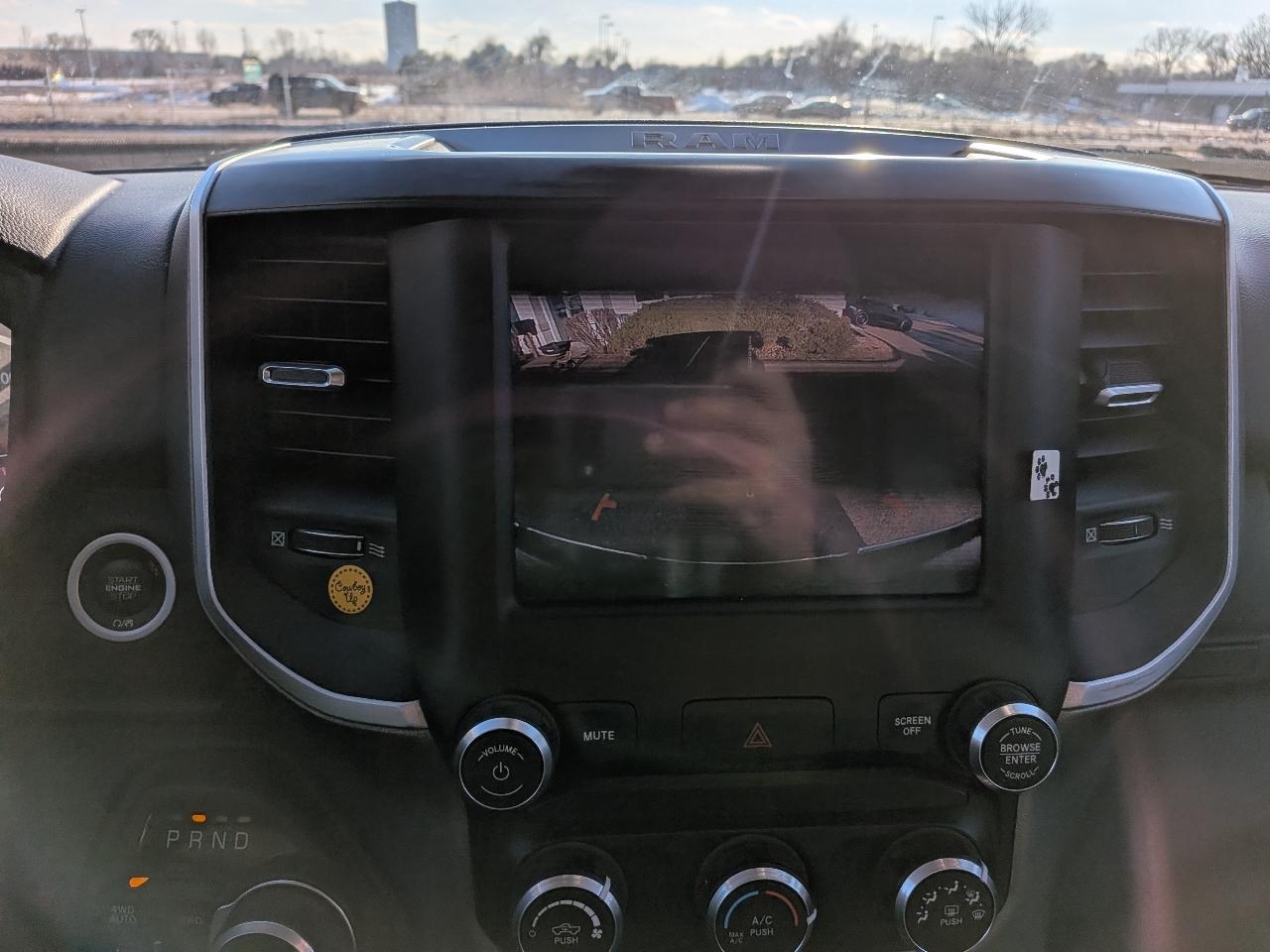 RAM 1500 Big Horn/Lone Star 4x4 Crew Cab 5'7" Box 2019