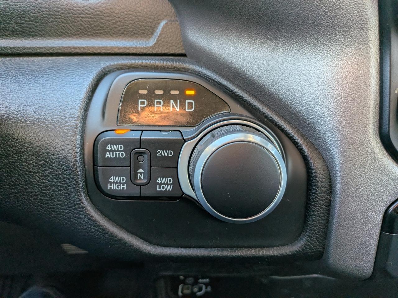 RAM 1500 Big Horn/Lone Star 4x4 Crew Cab 5'7" Box 2019