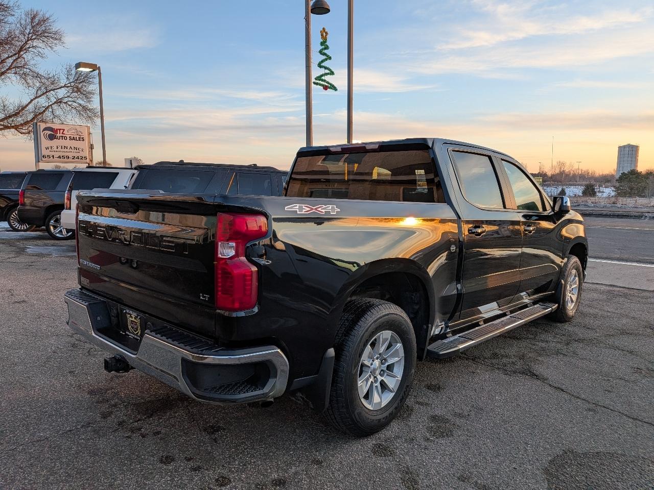 Chevrolet Silverado 1500 4WD Crew Cab 147" LT w/1LT 2021