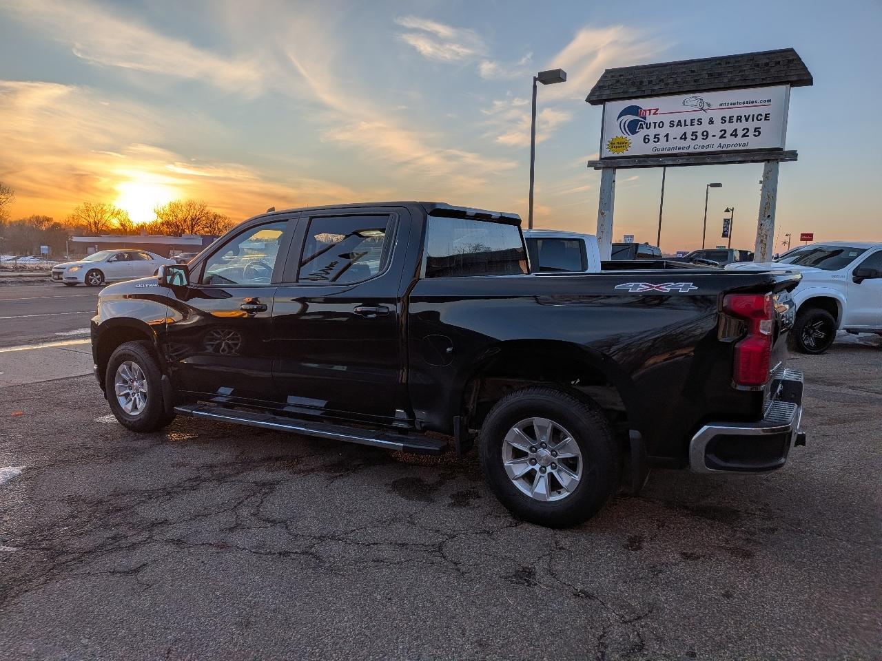 Chevrolet Silverado 1500 4WD Crew Cab 147" LT w/1LT 2021