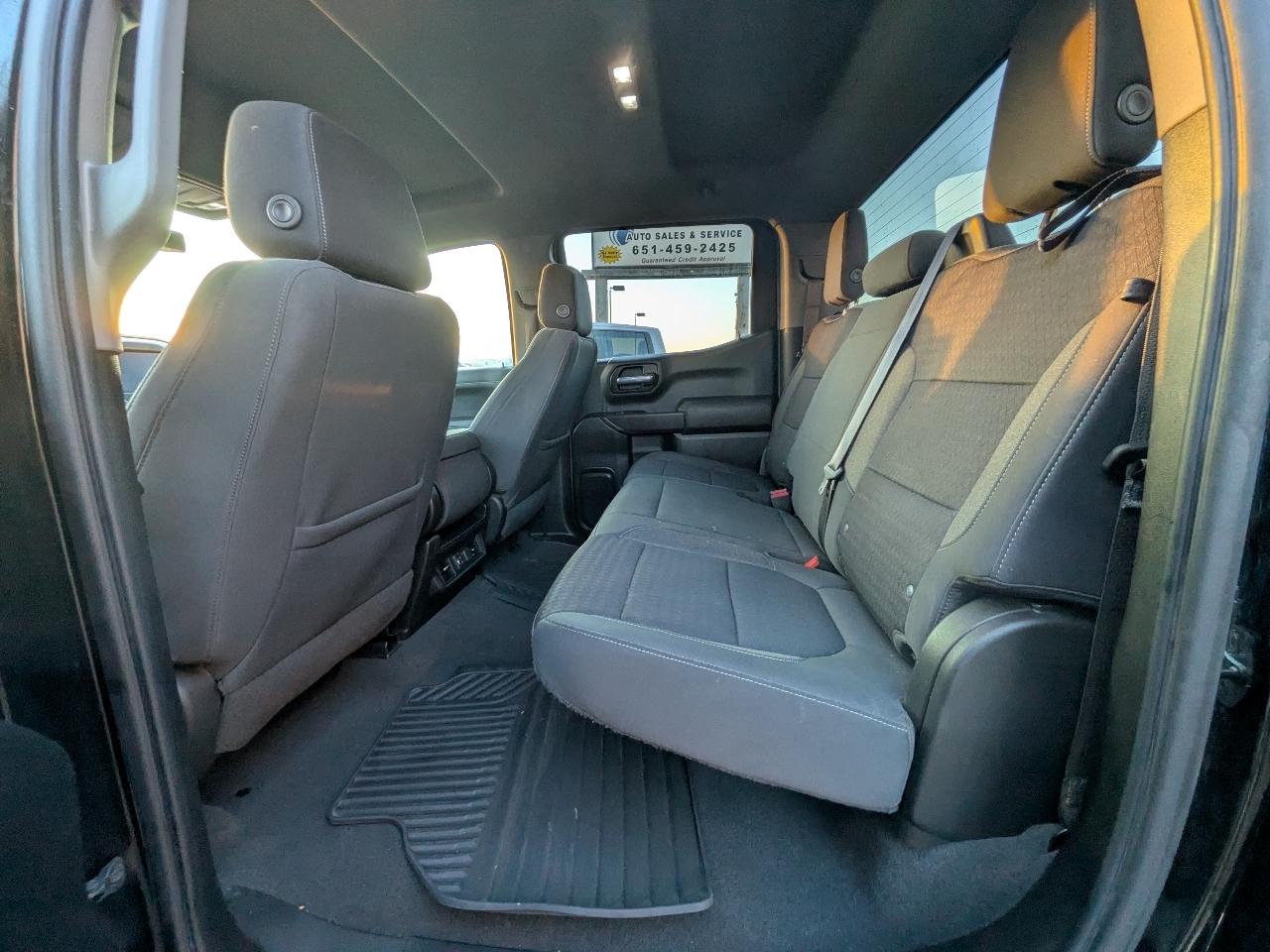 Chevrolet Silverado 1500 4WD Crew Cab 147" LT w/1LT 2021