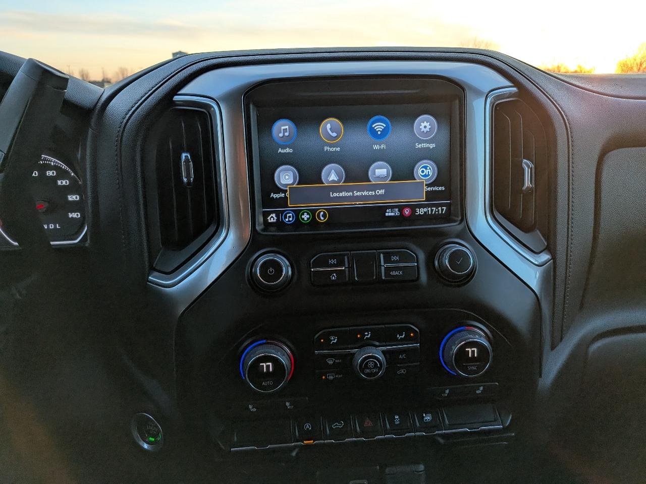 Chevrolet Silverado 1500 4WD Crew Cab 147" LT w/1LT 2021