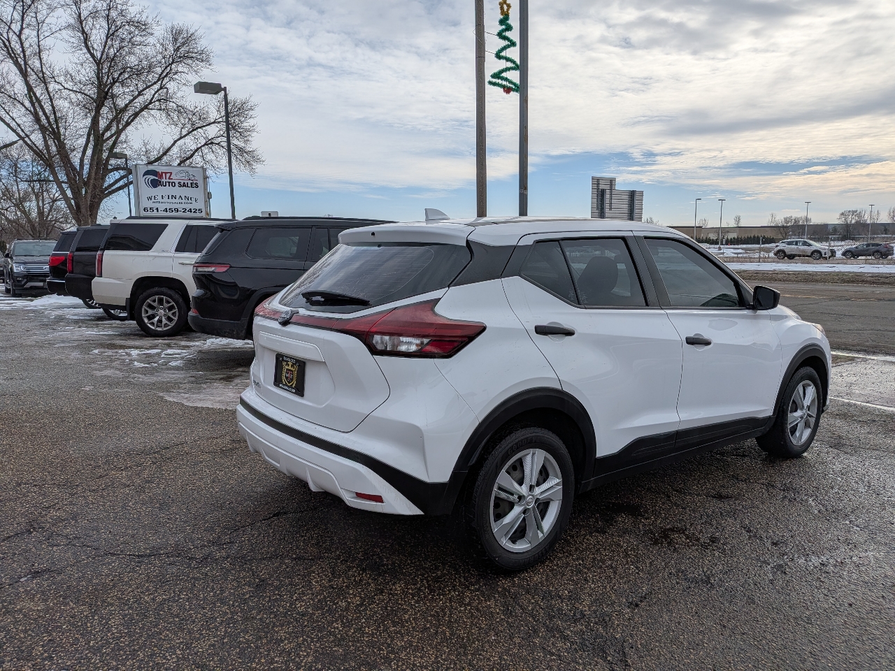 Nissan Kicks S FWD 2023